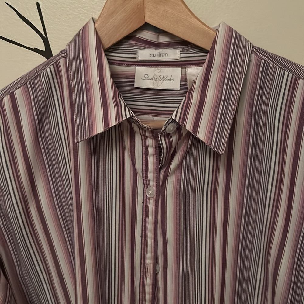 Studio Works VGUC no iron striped button down wide 3/4 sleeves